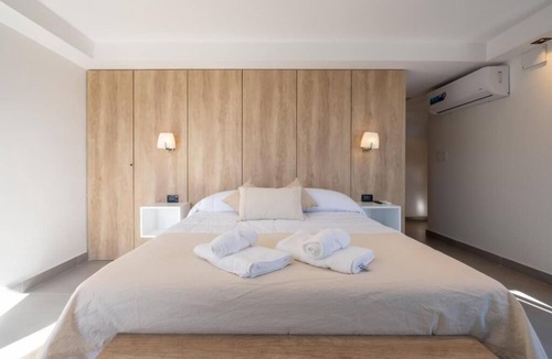Villa Mercedes Hotel | Bertolino Hotel