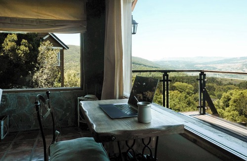 San Martin de los Andes House | Big House with Mountain Views in San Martín de los Andes