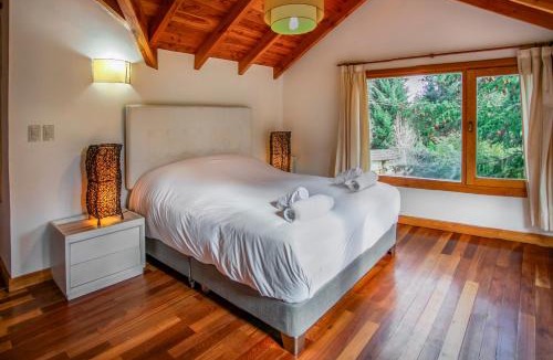 Puerto Manzano House | BOG La Florcita - Casa en Puerto Manzano rodeada de bosque