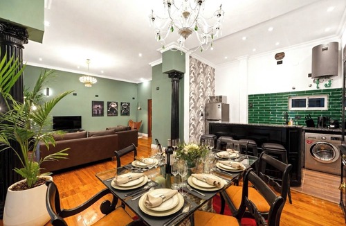 Microcentro Apartment | Bold Designer Apartment near Puerto Madero