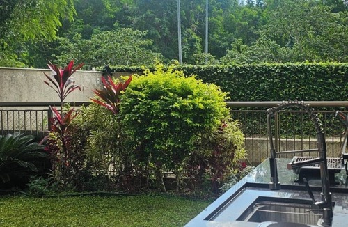 Recreio dos Bandeirantes Apartment | Apartment with large outdoor area to gather friends and family, close to the beach