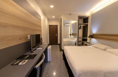 Adrianopolis Hotel | Brazil Jungle Walk Stay | 6.5 mi to MUSA rainforest | Onsite Pool + Free Bfast