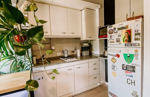 Parana Apartment | Bright Studio with balcony, hammock and big desk