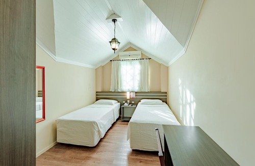 Bucarein Hotel | Bristol Sabrina Hotel de Charme Joinville