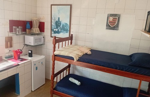 Saco dos Limoes Apartment | Budget Quadruple Apartment with easy access to 100 beaches