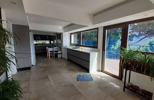 Villa Catedral House | Buena Vista mountain house forest and lake