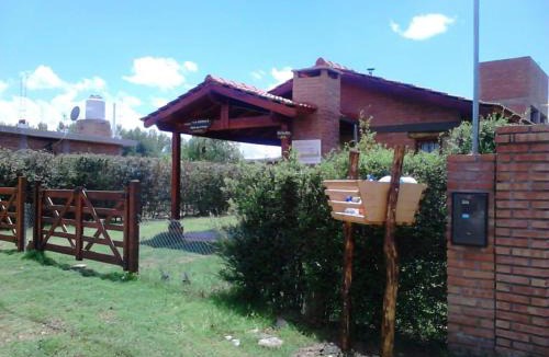Villa Cura Brochero House | Cálidas Cabañas Las Piedras 2 , Villa Cura Brochero con wi fi