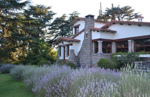 La Falda Hotel | Ca´Montana Hostal Boutique