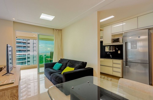 Caminho das Arvores Apartment | CA01 Beautiful studio 200m from Salvador Shopping