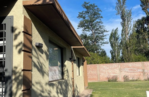 Cuadro Nacional Cabin | Cabaña los Abuelos.aire de Montaña Lugar Para Descansar con Mucha Vegetación