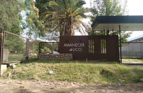 San Carlos Cottage | Cabañas familiares, pileta y parque tranquilo. En San Carlos, Mendoza, Argentina