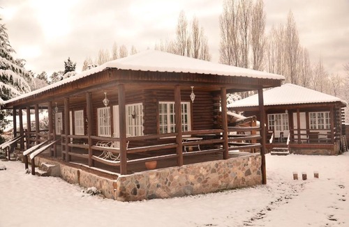 Salto Ski Chalet | Cabañas Las Golondrinas