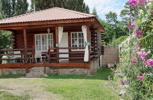 Salto Ski Chalet | Cabañas Las Golondrinas