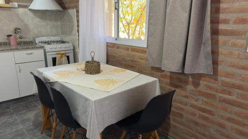 Las Rosas Apartment | Cabañas nuevas y cercanas a plaza de Villa de las Rosas