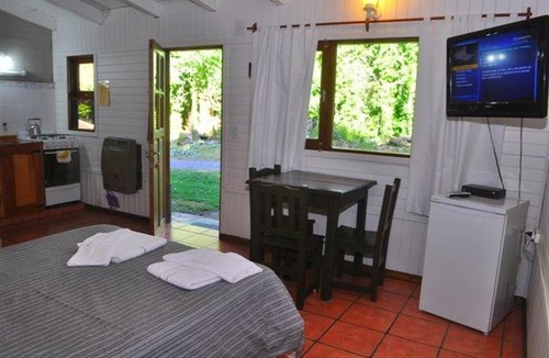 Hoyo de Epuyen Cabin | Cabañas y Hosteria Aldea Los Huemules