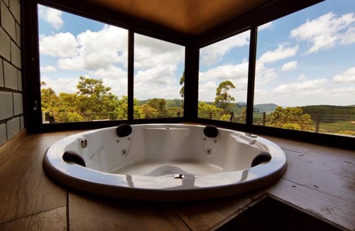 Capitao House | Cabana Alice, hidromassagem e natureza!