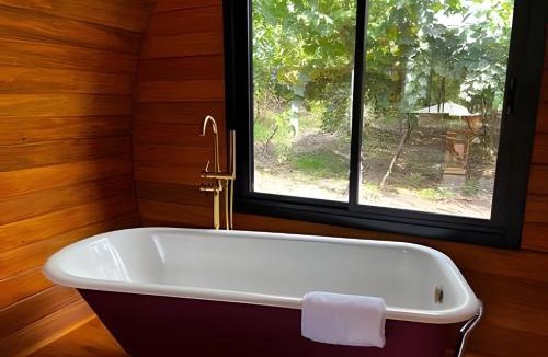 Santa Tereza House | Cabana Cabernet sofisticação entre vinhedos
