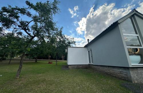 Lomba Grande Ski Chalet | Cabana Charmosa em Condomínio Rural