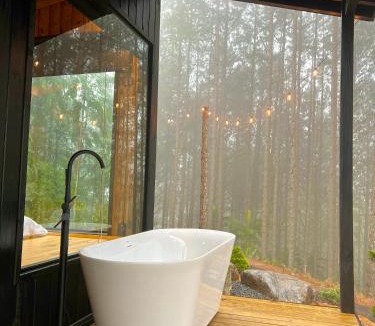 Benedito Novo Ski Chalet | Cabana para casal com banheira e vista na natureza