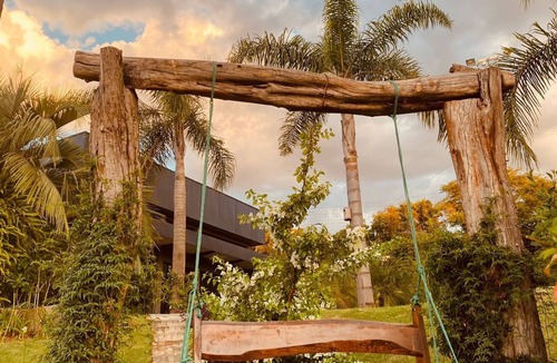 Cascavel Cabin | Cabana temática hipster