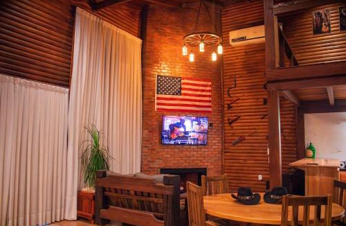 Autodromo Ski Chalet | Cabana Texas Estilo Country com Hidro e Lareira