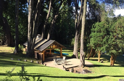 Llao Llao House | Cabin with coastline on Lake Morenito. PEACE, TRANQUILITY AND FAMILY