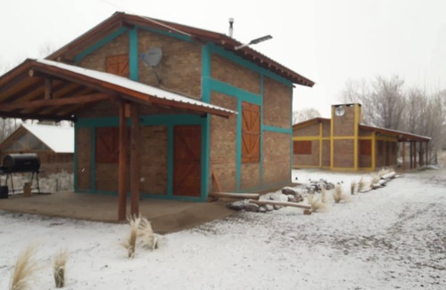Tunuyan Cabin | Cabin Arroyo de Uco - Between mountains, streams and wineries