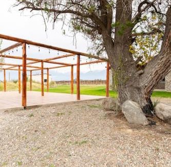 Vista Flores House | Calivista Vineyard