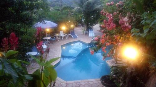 Centro Comercial Ski Chalet | Candy Ilhabela 1