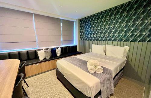 Tres Figueiras Apartment | Carlos Gomes Square 704 Practical and Well-Located
