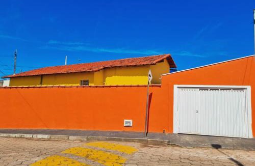 Sao Joao Batista do Gloria Apartment | Casa 3 Quartos l 2 banheiros l 2 garagens l centro