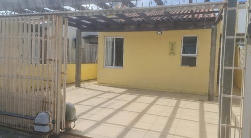 Sao Goncalo House | Casa 3 min Shopping Pelotas- Com 1 Suíte, 2 Quartos Climatizados, Piscina e Estacionamento 2 carros