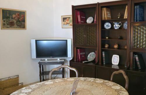Canuelas Apartment | Casa 5 personas. Calle principal Cañuelas