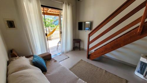 Zimbros House | Casa a 2 quadras da Praia de Zimbros RW2724