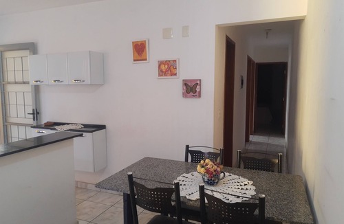 Londrina House | Casa Aconchegante com Garagem