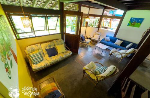 Cocaia House | Casa Aconchegante com Piscina no Condomínio