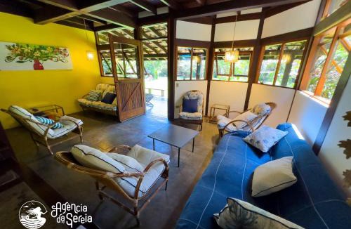 Cocaia House | Casa Aconchegante com Piscina no Condomínio