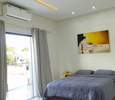 Guaira House | Casa Amarte - Sobrado Privado com Garagem