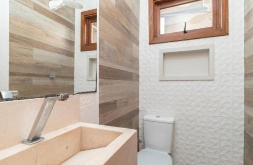 Camaqua House | Casa ampla, confortável completa com churrasqueira no coração da Zona Sul de Porto Alegre