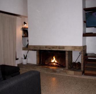 Junin Apartment | Casa amplia, céntrica y con garage en Junin, BA