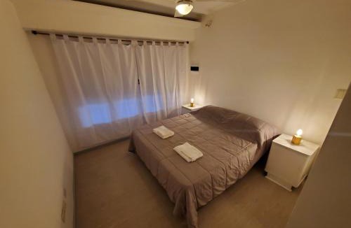 Monte Grande Apartment | Casa Azcuénaga - Parque - Zona comercial - Aerop 15 min