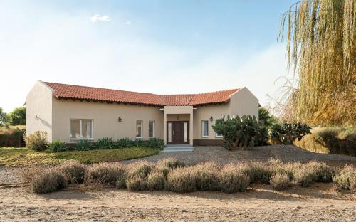 Cafayate House | CASA CIEN Wine stay-Estancia de Cafayate