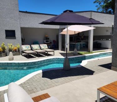 Pontal do Sul House | Casa Climatizada, Piscina AQUECIDA, em Pontal do Sul, Próximo as Marinas