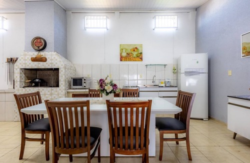 Meia Praia House | Casa com Churrasqueira e Rede a 210 m da Praia