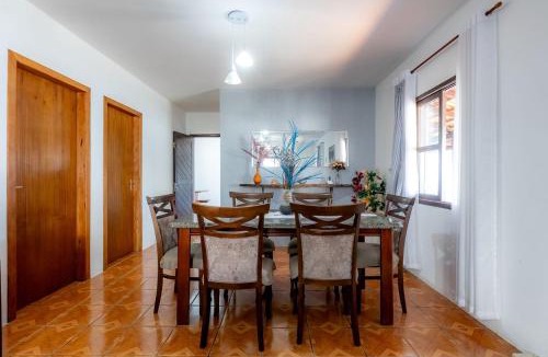 Meia Praia House | Casa com Churrasqueira e Rede a 210 m da Praia