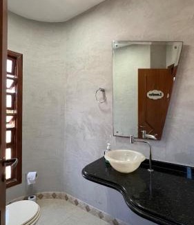 Ingleses do Rio Vermelho House | Casa com piscina a 50 metros do Mar