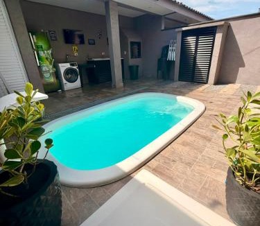 Pontal do Parana House | Casa com piscina - Shangri-lá