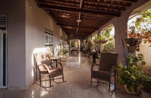 Bonito House | Casa com Varanda, Quintal e Churrasqueira em Bonito PE