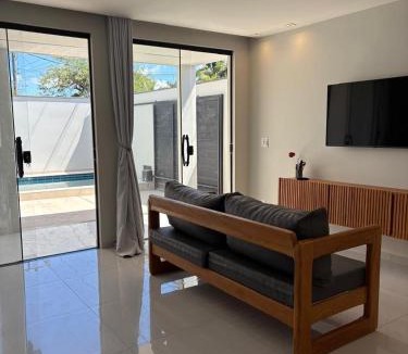 Porto da Roca House | Casa completa em Itaúna - conforto e lazer perto da praia