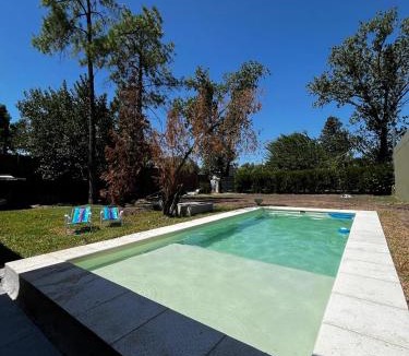 Funes House | Casa con pileta Funes